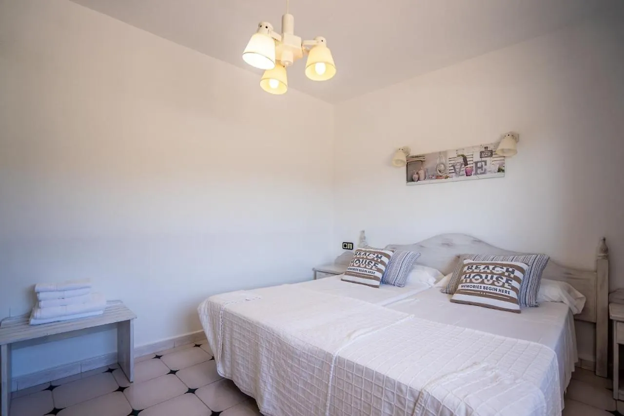 Apartamentos Barbarroja - Formentera Break 米乔尔海滩
