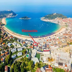 Completo A Un Paso De La Concha , Saint-Sébastien Espagne